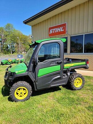 Image of John Deere XUV 835R equipment image 3