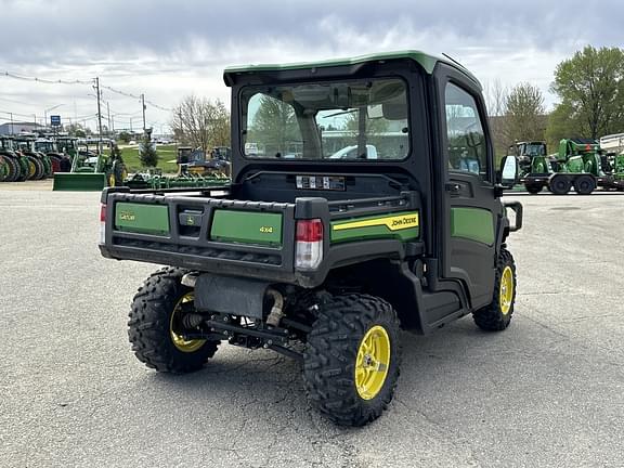 Image of John Deere XUV 835R equipment image 4