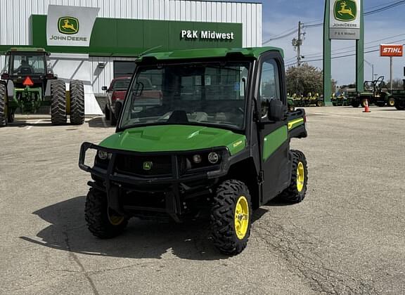 Image of John Deere XUV 835R Primary image