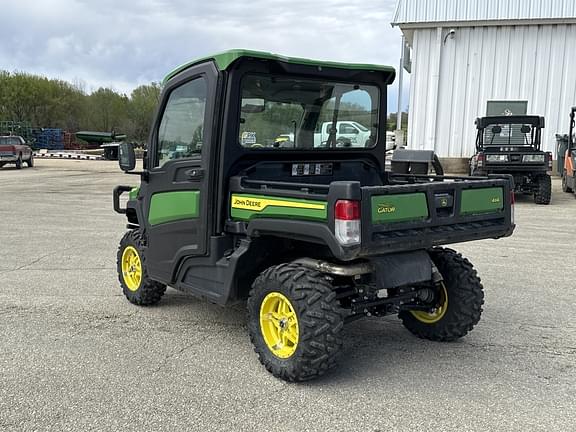 Image of John Deere XUV 835R equipment image 2