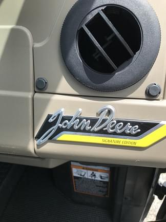 Image of John Deere XUV 835R equipment image 3