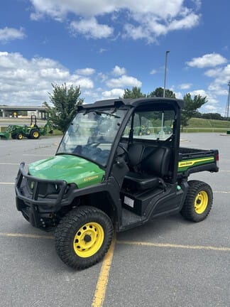 2023 John Deere XUV 865M Equipment Image0