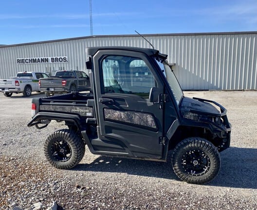 2023 John Deere XUV 865R Equipment Image0