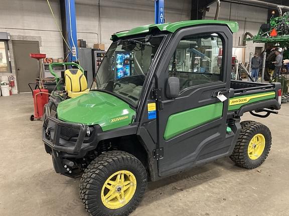 Image of John Deere XUV 865R equipment image 1