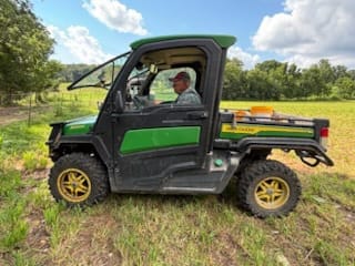 2023 John Deere XUV 865R Equipment Image0