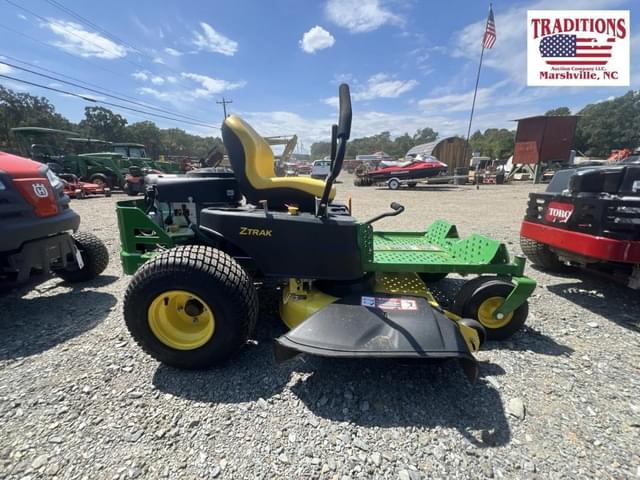 Image of John Deere Z335E equipment image 2