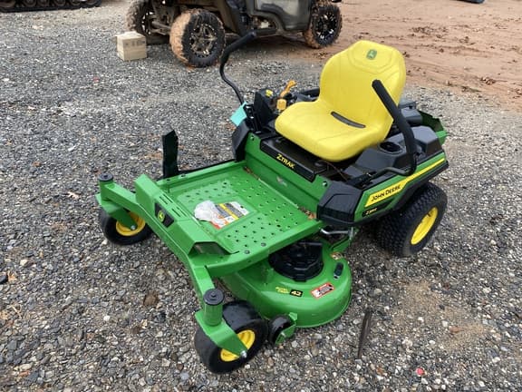 Image of John Deere Z315E equipment image 2