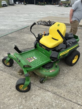Image of John Deere Z315E equipment image 1