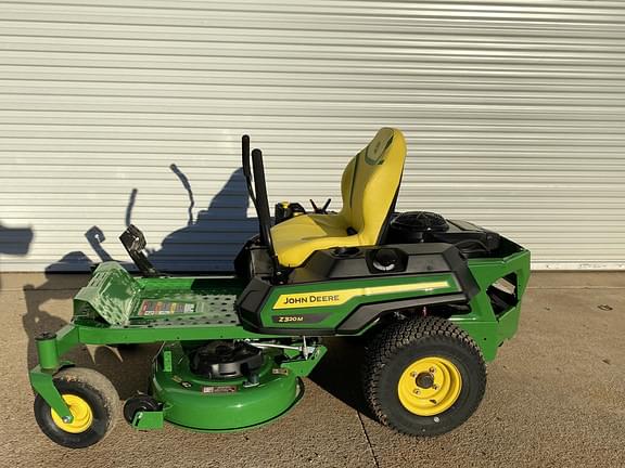 Image of John Deere Z320M Primary image