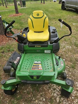 Main image John Deere Z320M