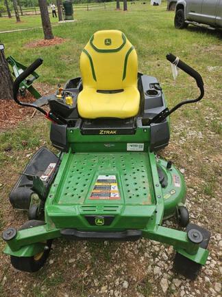 Main image John Deere Z320M