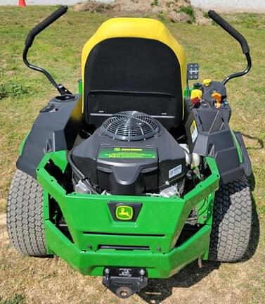 Image of John Deere Z320M equipment image 4