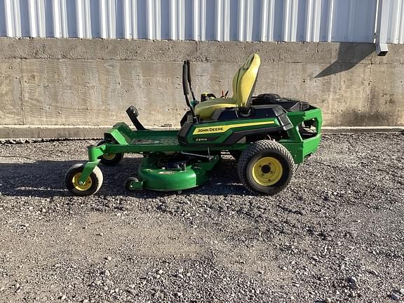 Image of John Deere Z320M Primary image