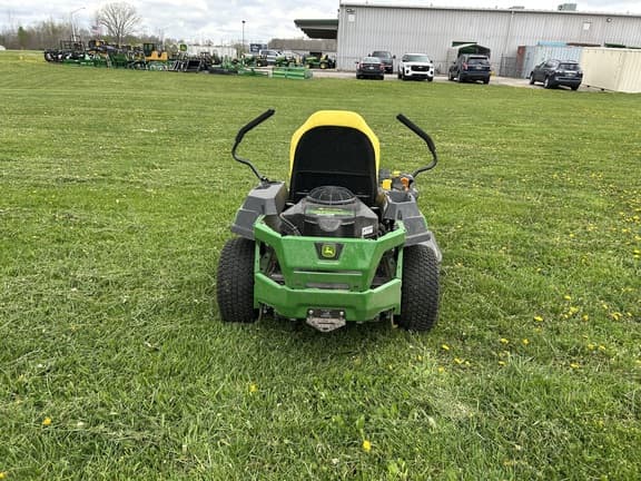 Image of John Deere Z320M equipment image 3