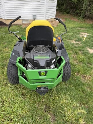 Image of John Deere Z320M equipment image 2