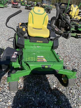 Image of John Deere Z320M equipment image 4