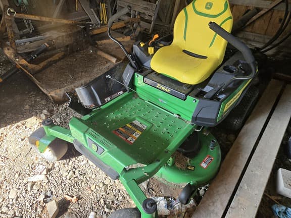 Image of John Deere Z320M Primary image