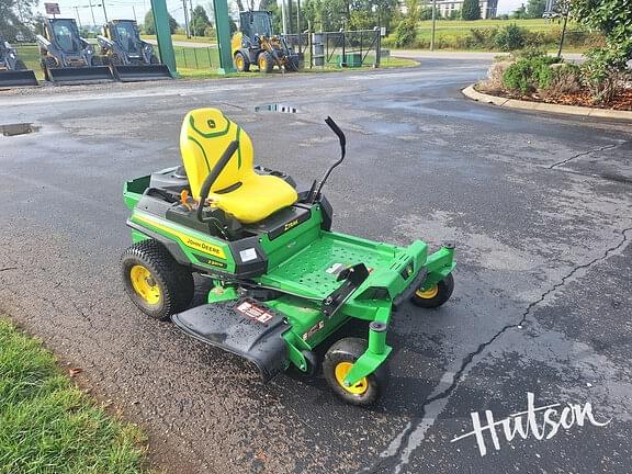 Image of John Deere Z320M Primary image