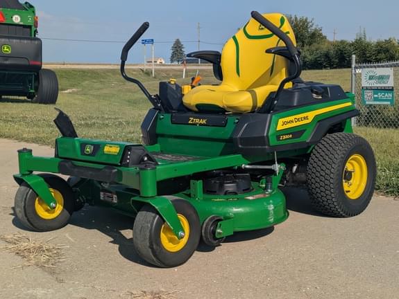 Image of John Deere Z320R Primary image