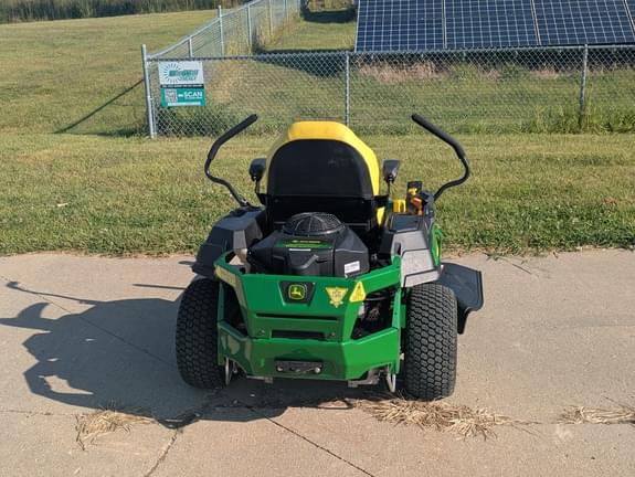 Image of John Deere Z320R equipment image 2