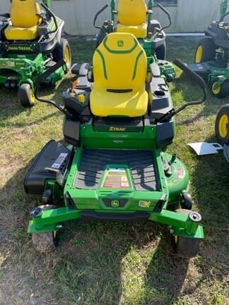 Image of John Deere Z320R equipment image 2