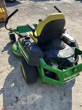 Image of John Deere Z320R equipment image 3