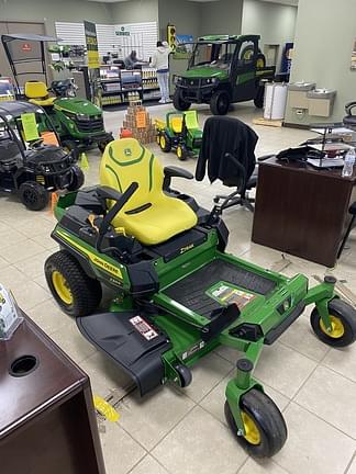 Image of John Deere Z320R equipment image 2