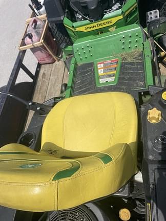 Image of John Deere Z320R equipment image 4