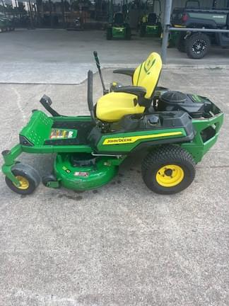 Image of John Deere Z320R equipment image 2
