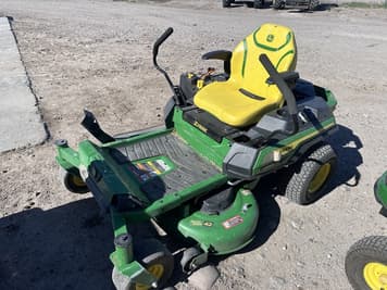 Main image John Deere Z320R