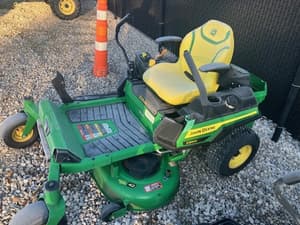2023 John Deere Z320R Image