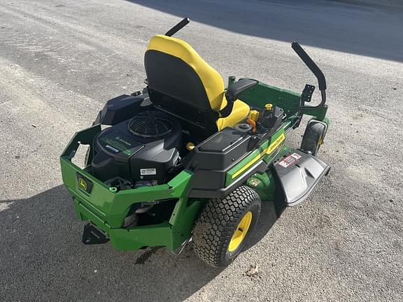 Image of John Deere Z320R equipment image 2