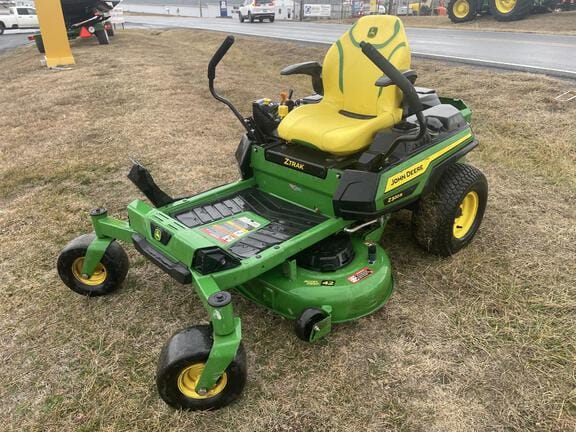 2023 John Deere Z320R Equipment Image0