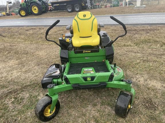 Image of John Deere Z320R equipment image 4