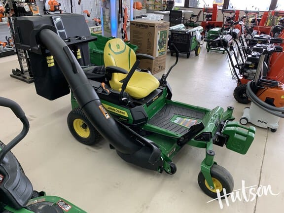 Main image John Deere Z320R