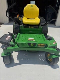 2023 John Deere Z325E Equipment Image0
