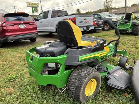 Image of John Deere Z325E equipment image 3