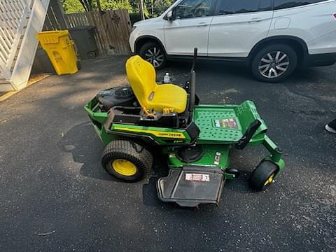 Image of John Deere Z325E equipment image 2