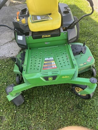 2023 John Deere Z325E Equipment Image0