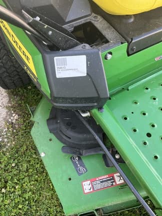 Image of John Deere Z325E equipment image 3