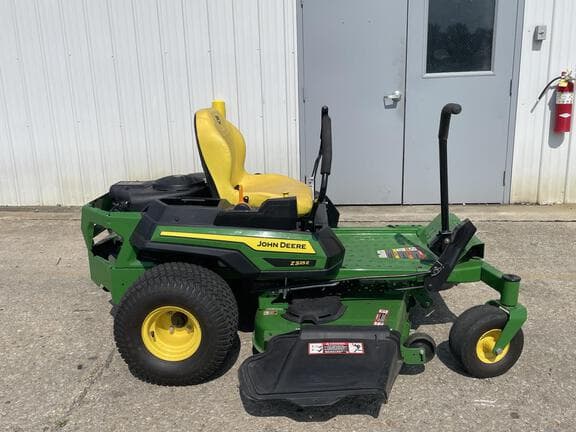 Image of John Deere Z325E equipment image 2