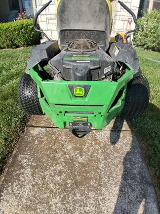 Image of John Deere Z330M equipment image 3