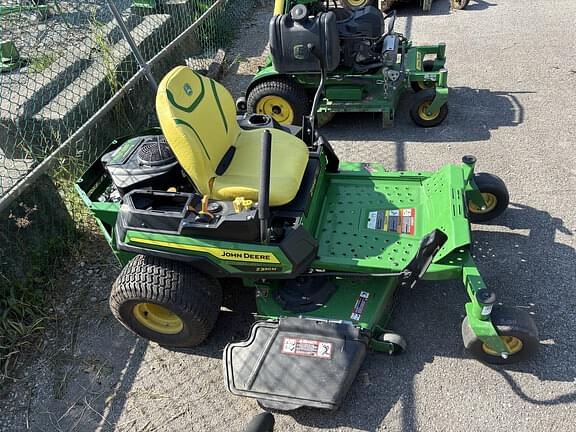 Image of John Deere Z330M equipment image 3