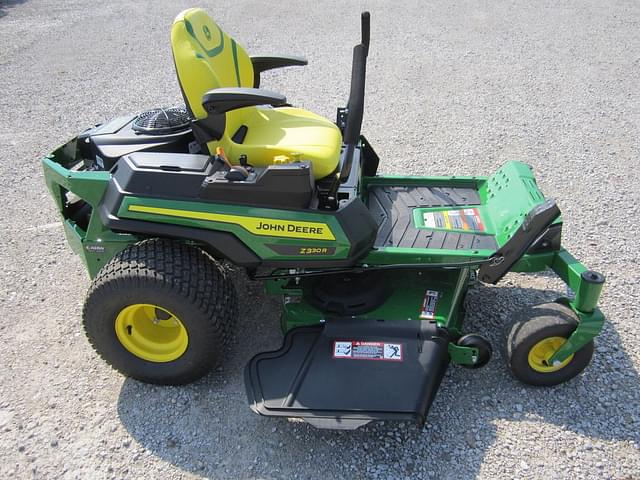 Image of John Deere Z330R equipment image 3