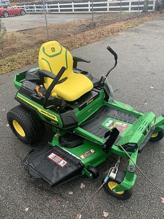 Image of John Deere Z330R equipment image 4