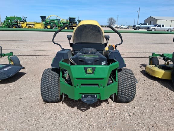 Image of John Deere Z330R equipment image 3