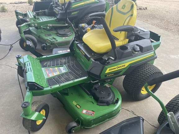 Main image John Deere Z330R