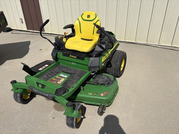 2023 John Deere Z330R Equipment Image0
