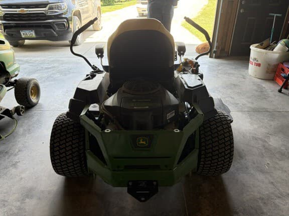 Image of John Deere Z330R equipment image 3