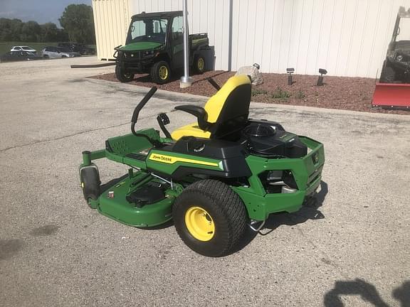 Image of John Deere Z330R equipment image 4